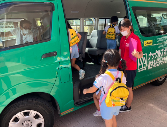 スイミング（ナックル）